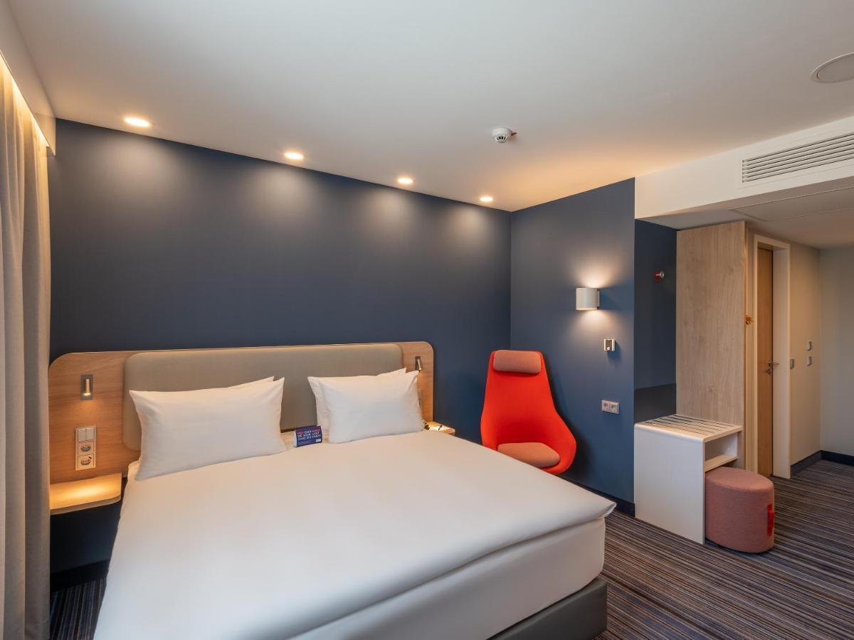 Holiday Inn Express - Hamburg South A7-As42 By Ihg Egestorf Ngoại thất bức ảnh