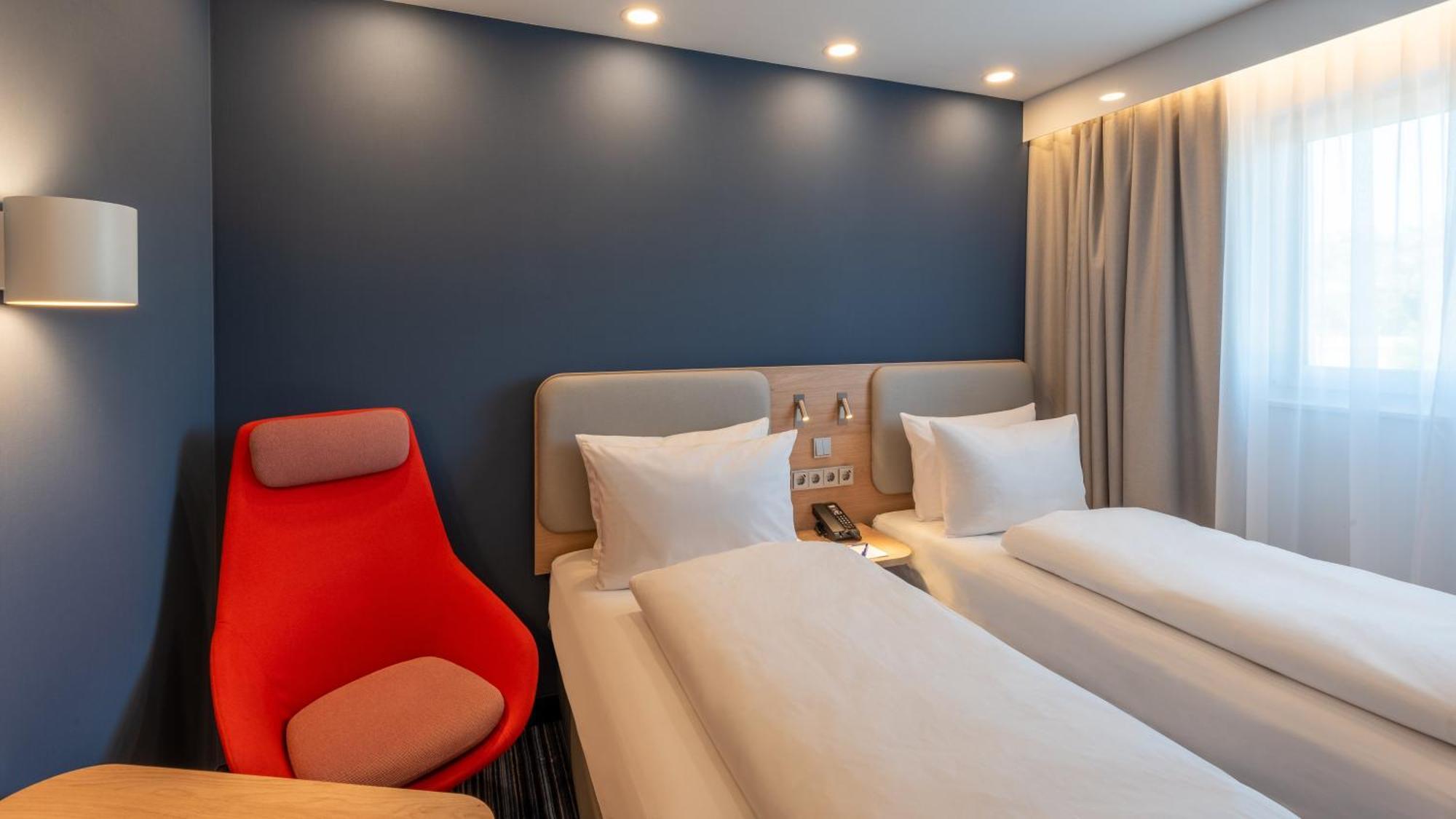 Holiday Inn Express - Hamburg South A7-As42 By Ihg Egestorf Ngoại thất bức ảnh